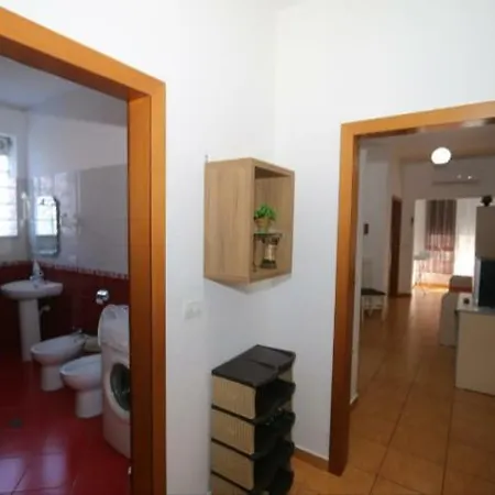 Apartment Tonis Shkoder